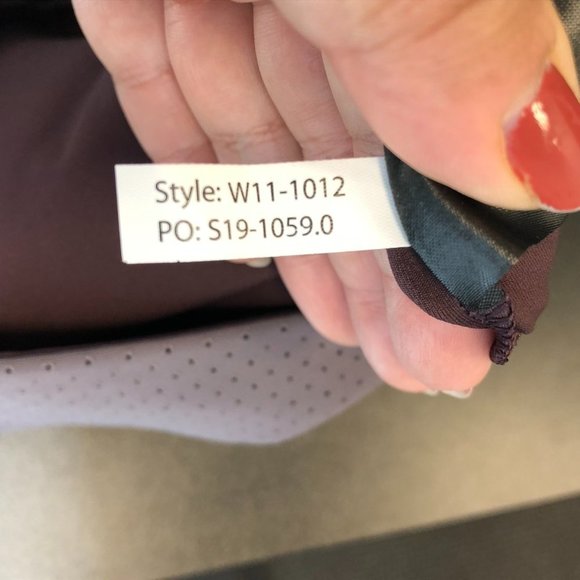 Ryu Mauve NWT Two Tone Tough Perforated Tight Leggings Matoon size M - Picture 9 of 12